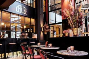 Cerise Grand Café food