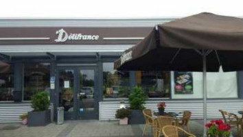 Delifrance outside