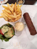 De Friterie food