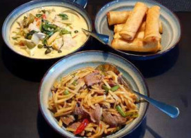 Bahn Khoen Ying food
