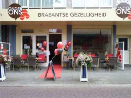 Brasserie Onder Ons outside