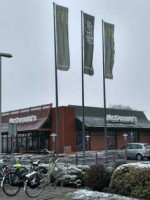 Mcdonald's Veldhoven outside