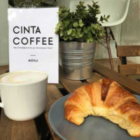 Cinta Coffee inside