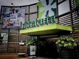 Intratuin Cafe outside