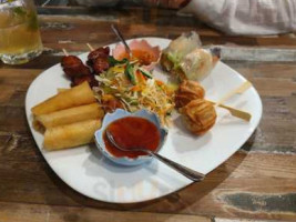 Soksabbay Cambodjaans Aziatisch Afhaalrestaurant food