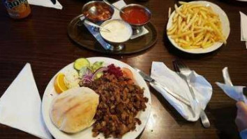 Jeruzalem Shoarma Grillroom Pizzeria food