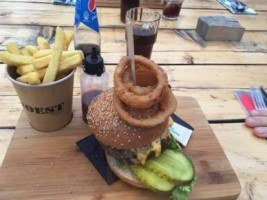 Woest Eten Drinken Aan Zee food