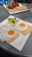 Grand Café Efes food