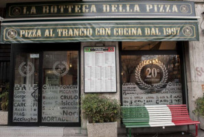 La Bottega Della Pizza Di Valter Vailati E C outside