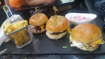 Bombay Bites food