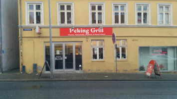 Peking Grill inside