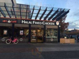 Halal Fried Chicken outside