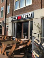 Pizza Or Pasta outside