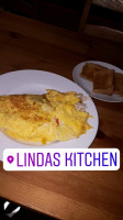 Lindas Kitchen food