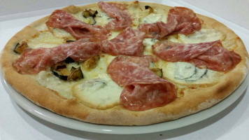 Umby Pizza Di Massaro Maria Luisa food