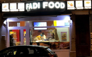 Snack Bij Fadi outside