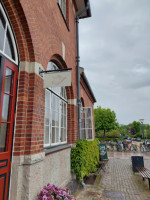 Humlebaek-hallens Cafeteria outside