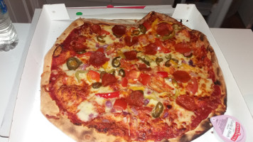 Capriccio Pizza food
