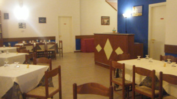 Pizzeria Partenope Di Palomba Paolo inside