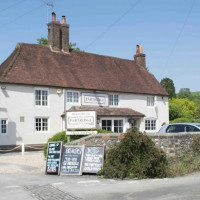 The Partridge Inn outside