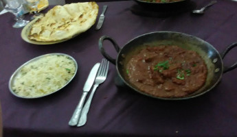 Sanam Balti House food
