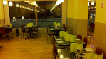 Cafe Madras inside