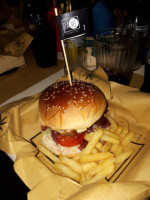 Dame Burger food