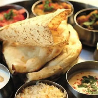 Kaash Tandoori food