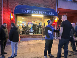 Express Pizzeria inside