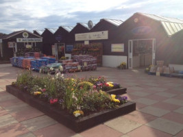 Leighton Buzzard Garden Centre outside