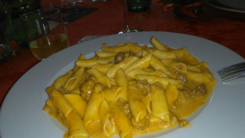 Al Postiglione food