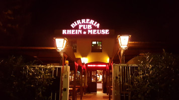Birreria Pub Rhein Meuse inside