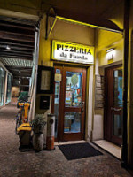 Pizzeria Da Fausta inside