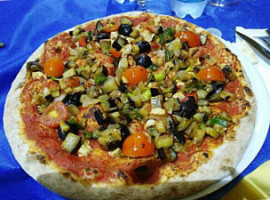 Pizzeria Visconti food