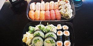 9 Ni Sushi food