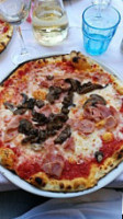 Pizzeria Pina food
