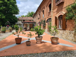 Bistrovino Villa Garassino outside