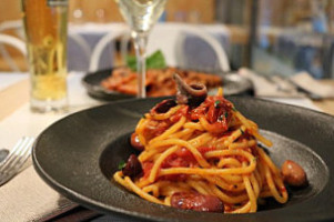 Napoli Cafe Bistro' Amburgheria food
