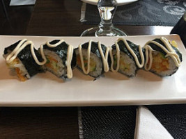 Sushi Yu food
