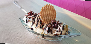 Mimi’s Ice Cream Emporium food