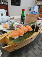 Q8 Sushi Bar Restaurant food