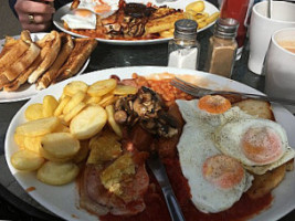 Fanny's Rest Stop food