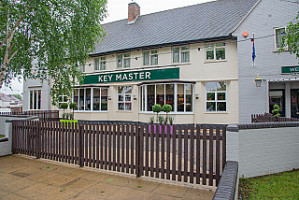 The Key Master Hungry Horse outside