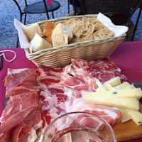 Mondo.salame food