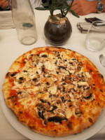 Pizzeria Il Basilico food