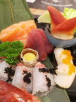 Sushimi Bistrot food