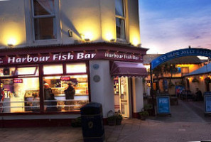 Harbour Fish outside