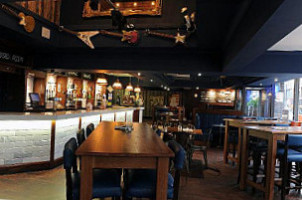 The Blue Parrot And Grille food