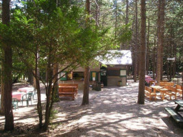 Camping-bar-restaurant Il Cippo outside