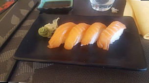 Sushi Kiko food